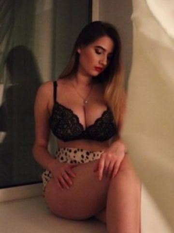 Ксения Устоять Невозможно